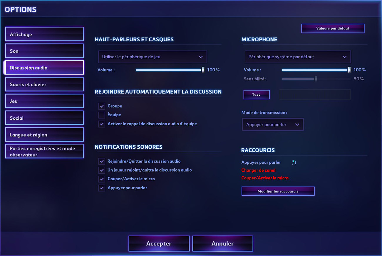 Vous pouvez paramétrer la discussion audio dans les options du jeu